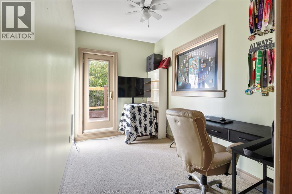 71 Scott DRIVE - 33