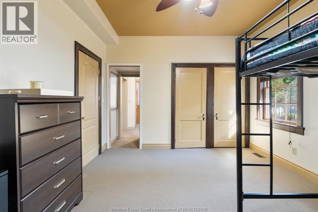 71 Scott DRIVE - Image 34
