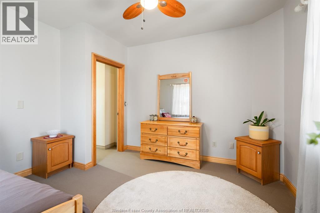 71 Scott DRIVE - 36