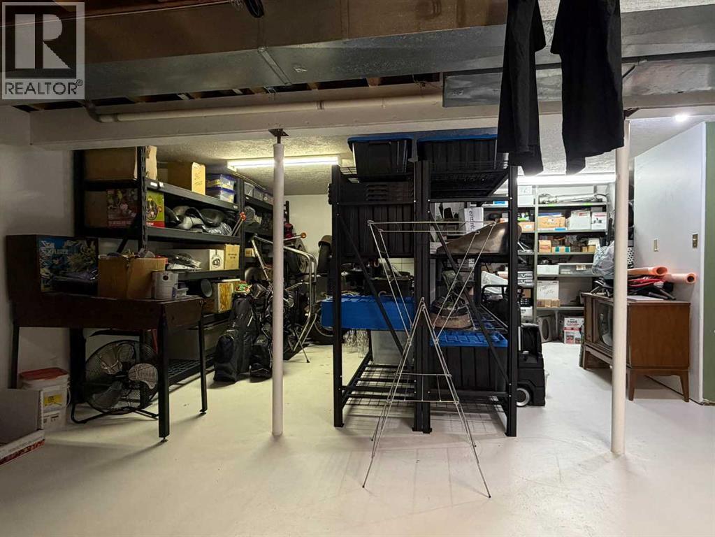 508 7 Avenue - Image 34