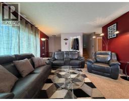 508 7 Avenue, Beaverlodge, AB T0H0C0 Photo 8
