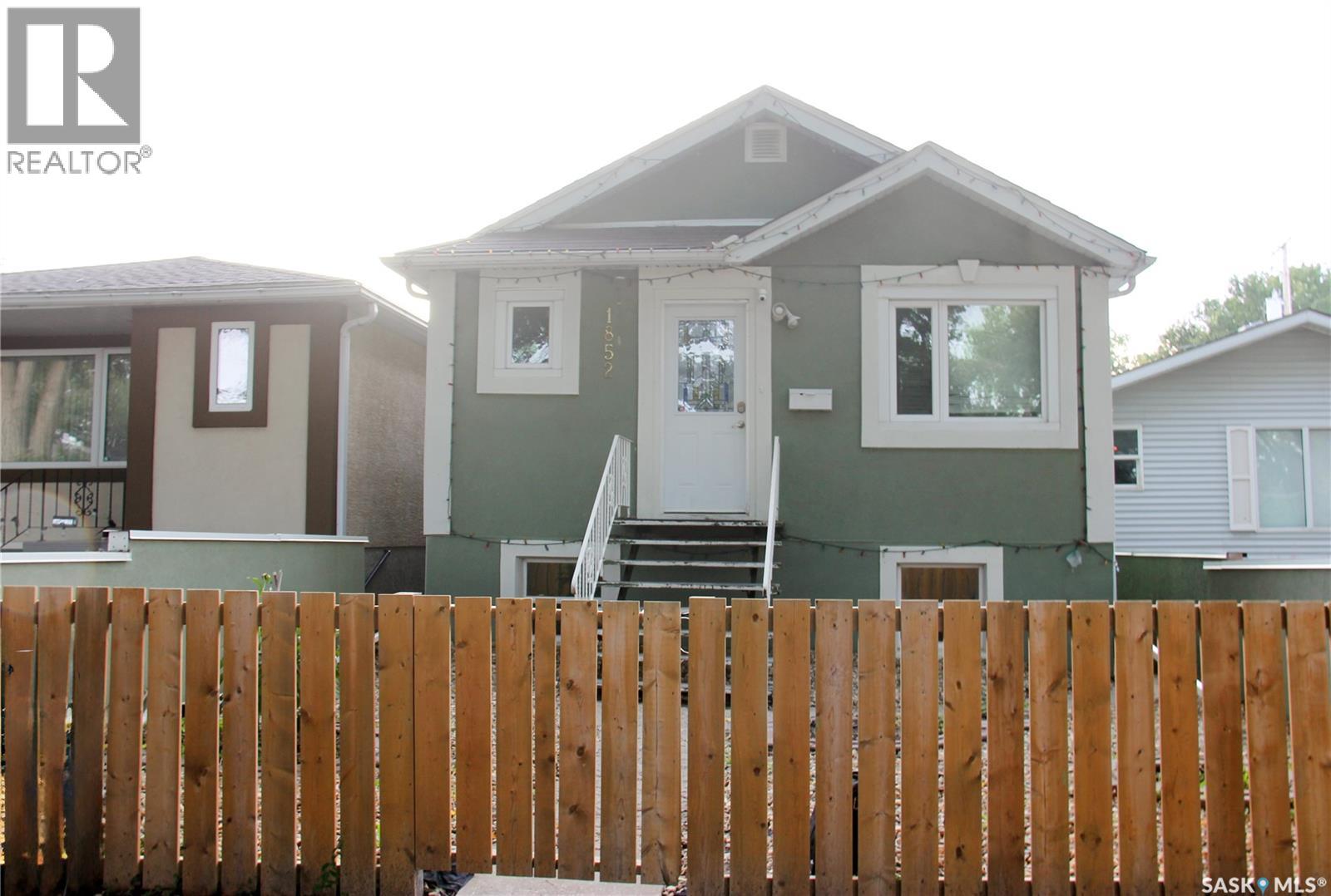 1852 QUEBEC STREET - 1