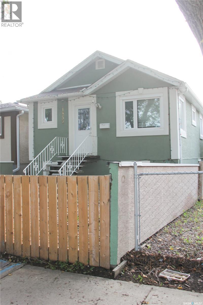 1852 QUEBEC STREET - 2