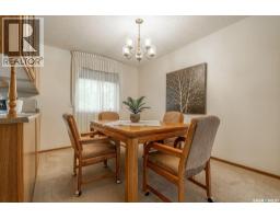 Laundry room - 567 Delaronde Road, Saskatoon, SK S7J4A7 Photo 13