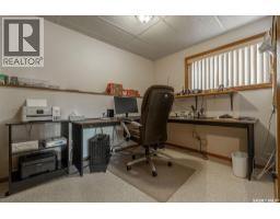 567 Delaronde Road, Saskatoon, SK S7J4A7 Photo 28