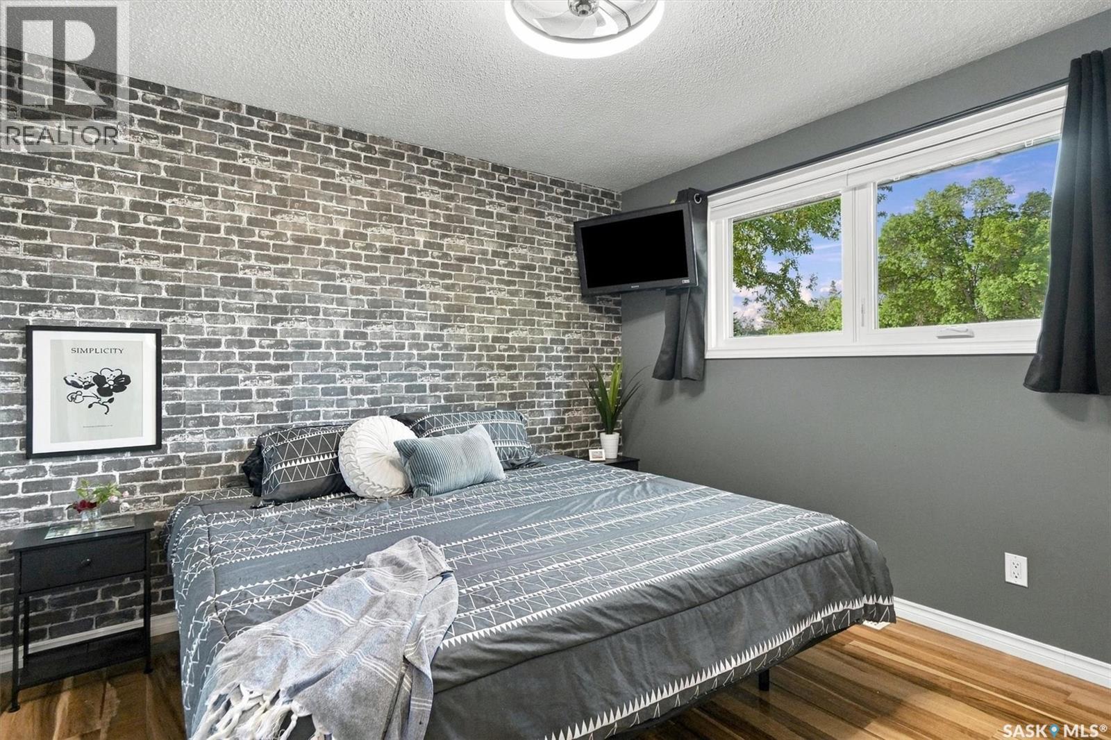 134 Ross CRESCENT - 14