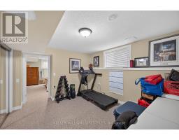 15 Winship Close, London South, ON N6C5M7 Photo 40