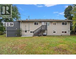 Primary Bedroom - 1819 Dunnett Cres, Saanich, BC V8N2P4 Photo 16