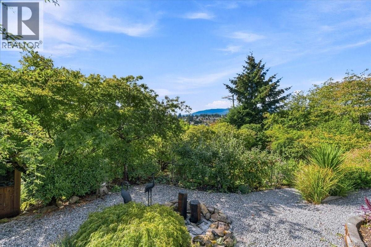 1410 Sherwood Dr - Image 46
