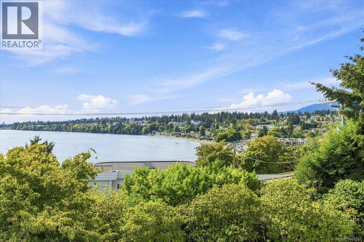 1410 Sherwood Dr - Image 53