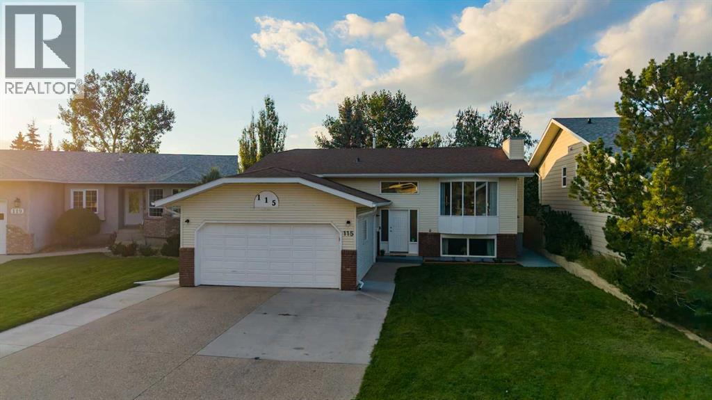 115 Mt. Crandell Cres W, Lethbridge, Alberta, T1K6L7