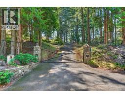 Entrance - 455 Heck Hill Rd, Mayne Island, BC V0N2J2 Photo 10