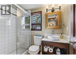 455 Heck Hill Rd, Mayne Island, BC V0N2J2 Photo 37