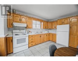 36 Elizabeth Drive thumbnail 7