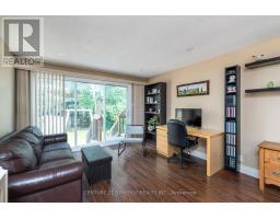 68 Sheldrake Drive E, Ottawa, ON K2L1S8 Photo 12