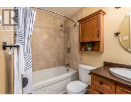 68 Sheldrake Drive E, Ottawa, ON K2L1S8 Photo 25