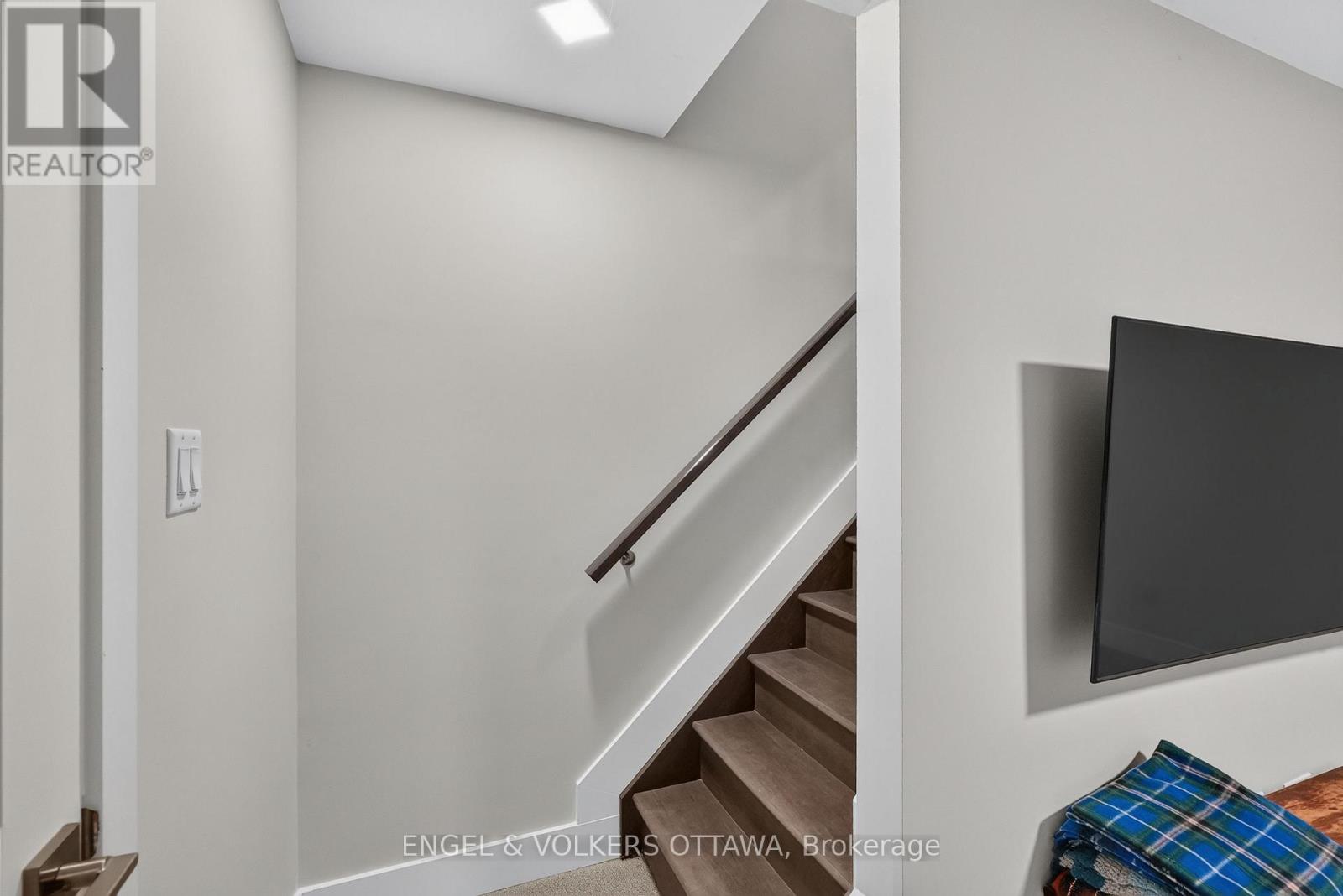 66 JOLLIET AVENUE - Image 26