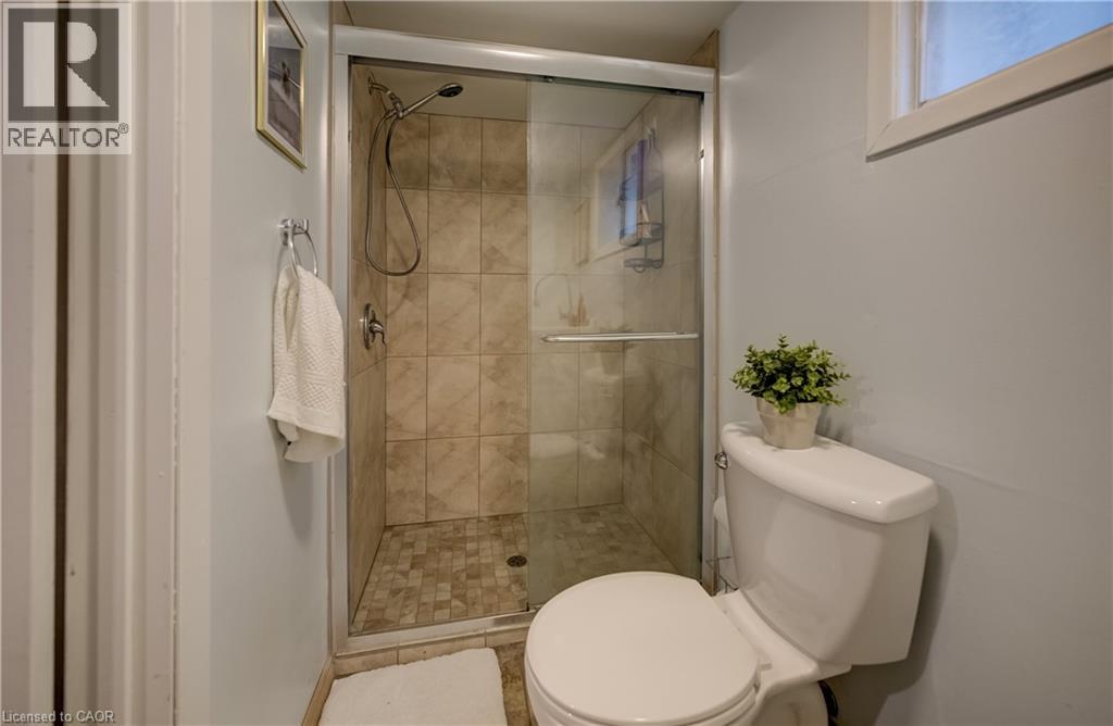 90 BROCK Street - Image 32