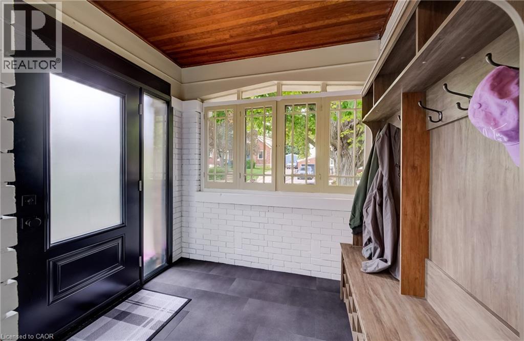 90 BROCK Street - Image 4