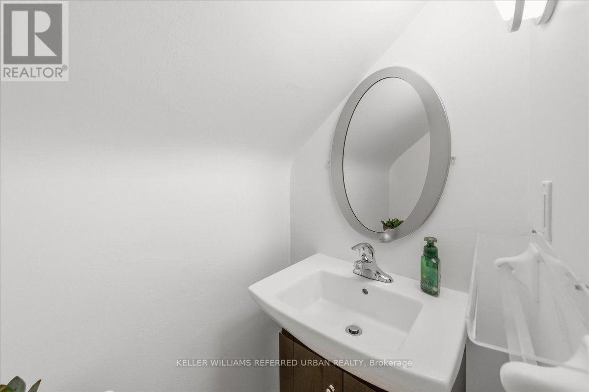 207 ELMHURST AVENUE - Image 31