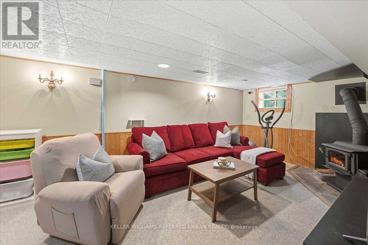 207 ELMHURST AVENUE - Image 34