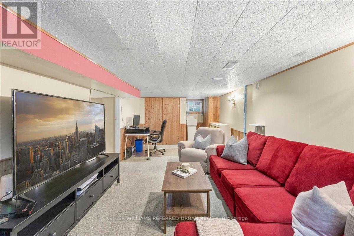 207 ELMHURST AVENUE - Image 35
