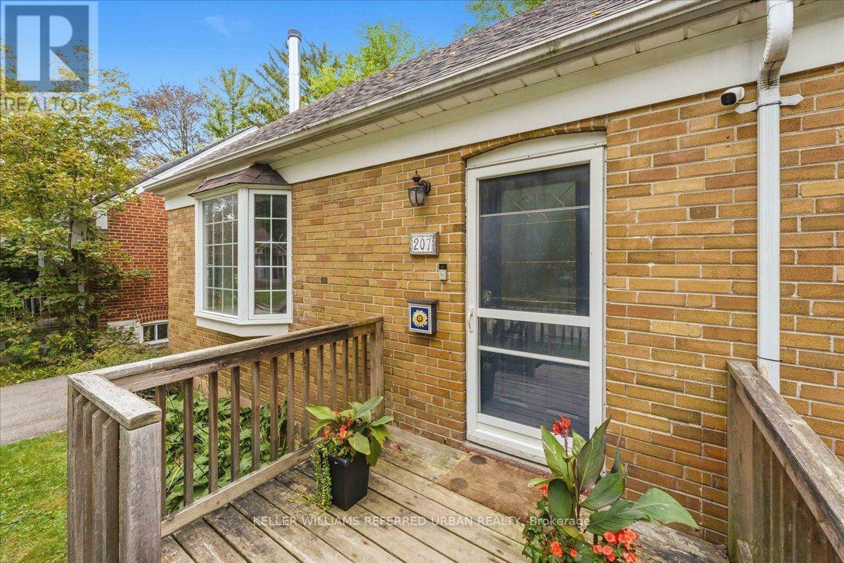 207 ELMHURST AVENUE - 4