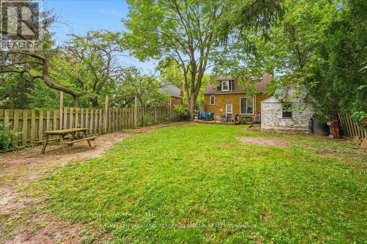 207 ELMHURST AVENUE - 43