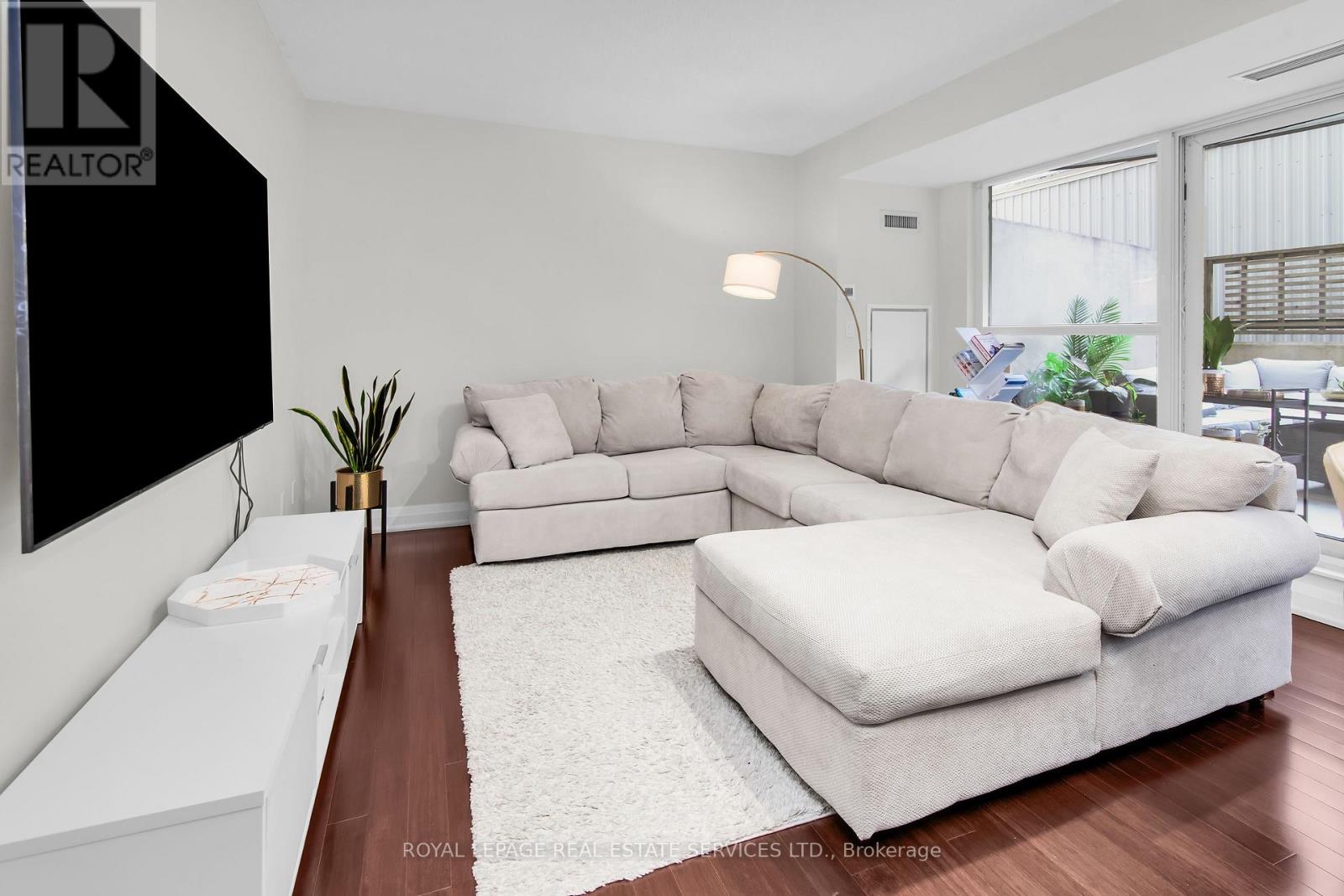 #207 1430 YONGE STREET - 24