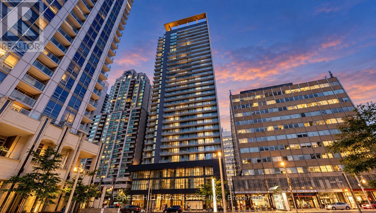 1109 - 770 BAY STREET