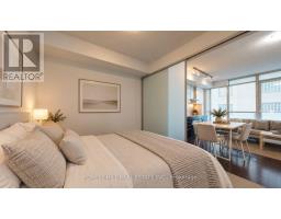 1109 - 770 Bay Street, Toronto, ON M5G0A6 Photo 11