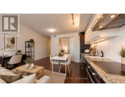 1109 - 770 Bay Street, Toronto, ON M5G0A6 Photo 6