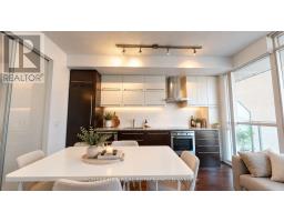 1109 - 770 Bay Street, Toronto, ON M5G0A6 Photo 8