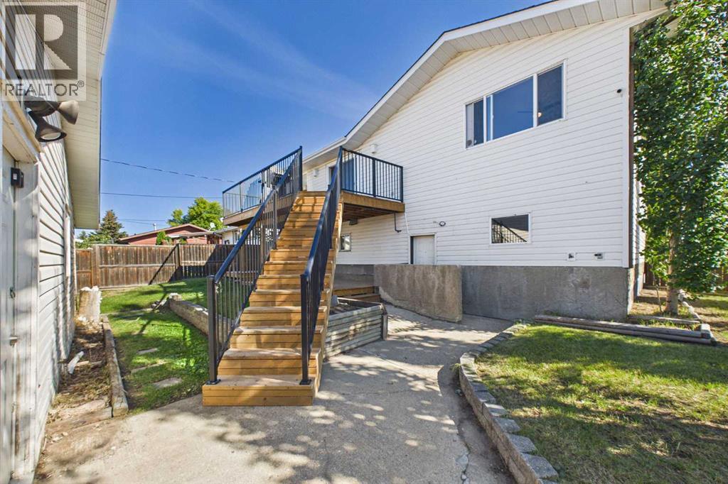 Listing photo – 5328 Aspen Drive, Blackfalds