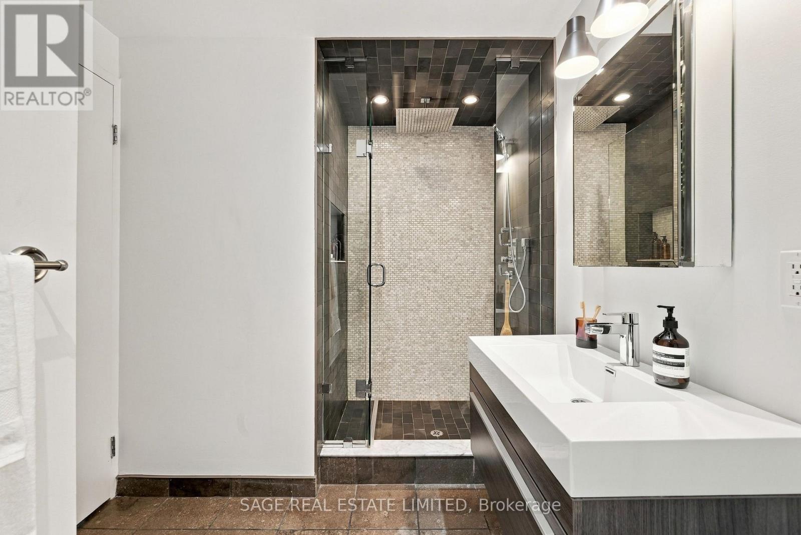 #601 233 CARLAW AVENUE - 22