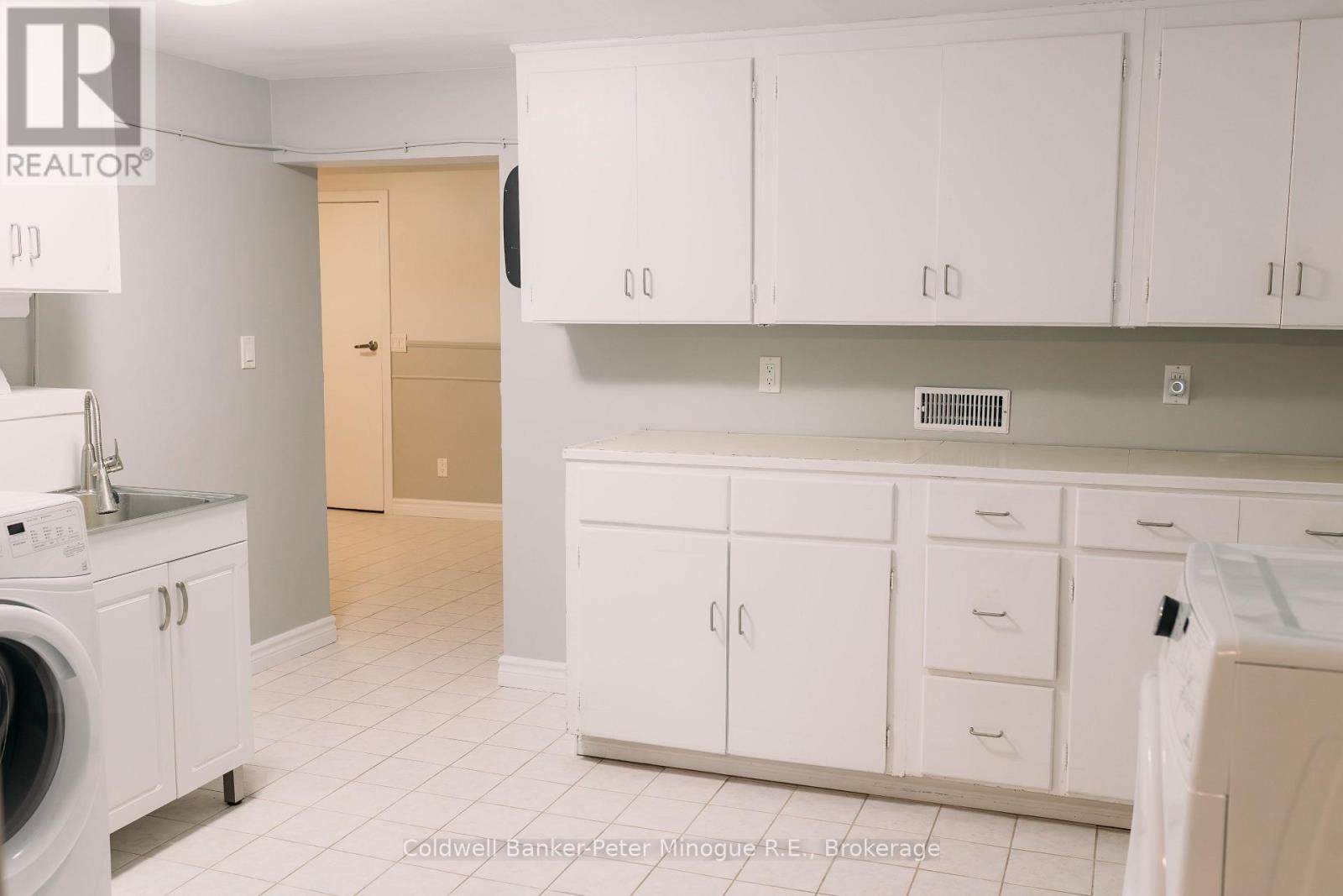 117 CAMPBELL AVENUE - 41
