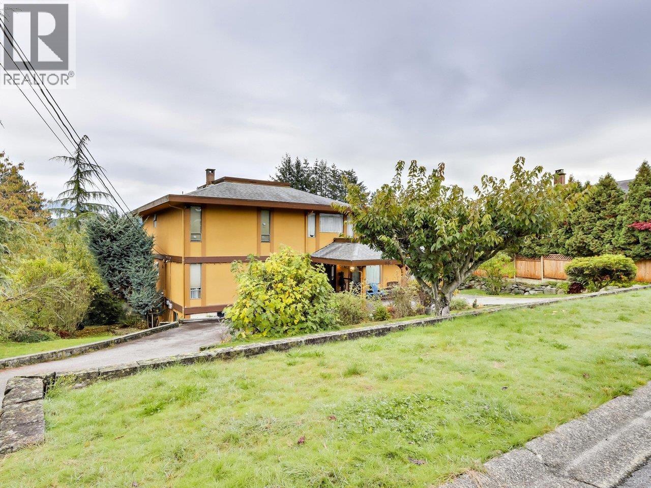 Property for sale at 534 BEACHVIEW DRIVE