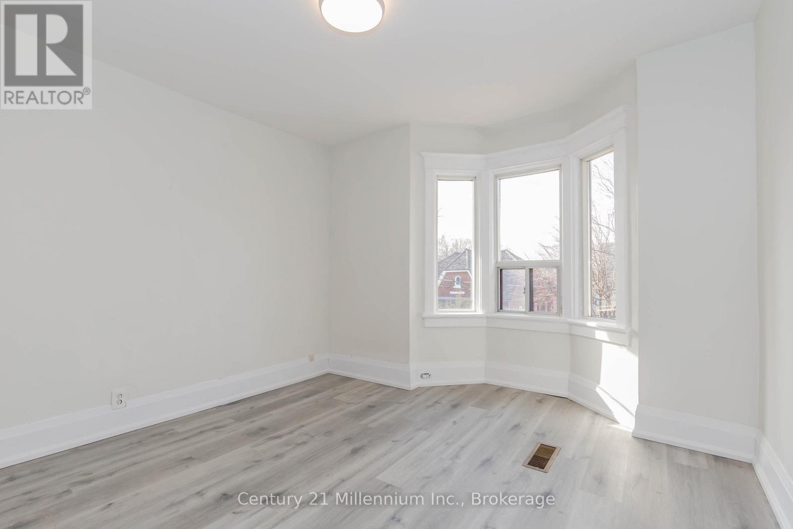 69 LAING STREET - 15