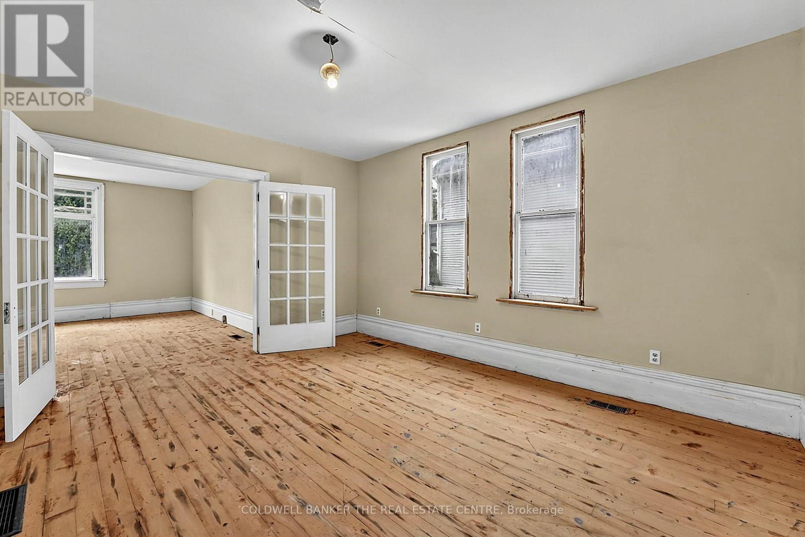 592 GORHAM STREET - 10
