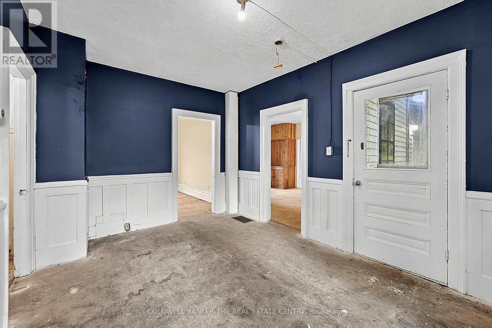 592 GORHAM STREET - 14