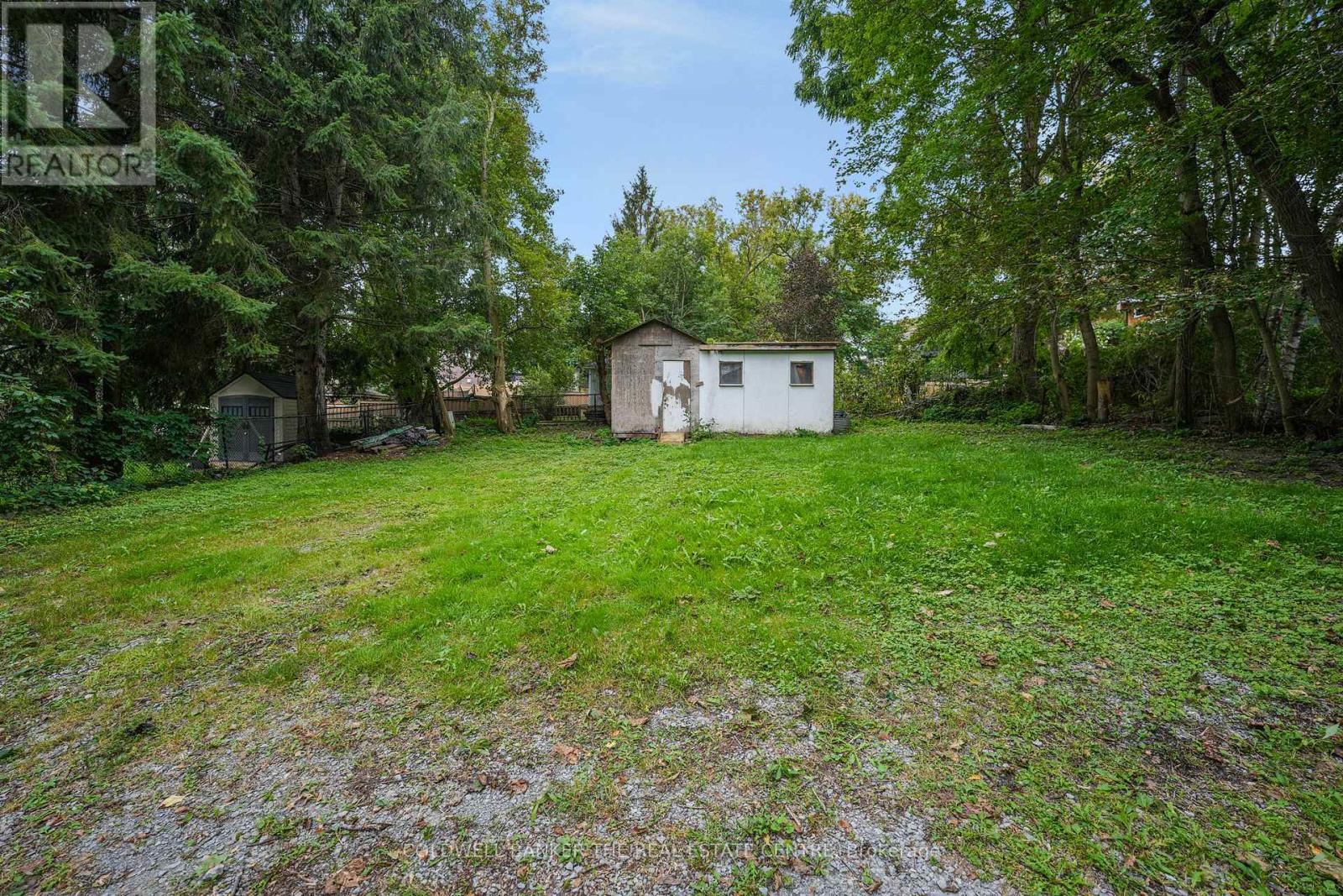 592 GORHAM STREET - 28