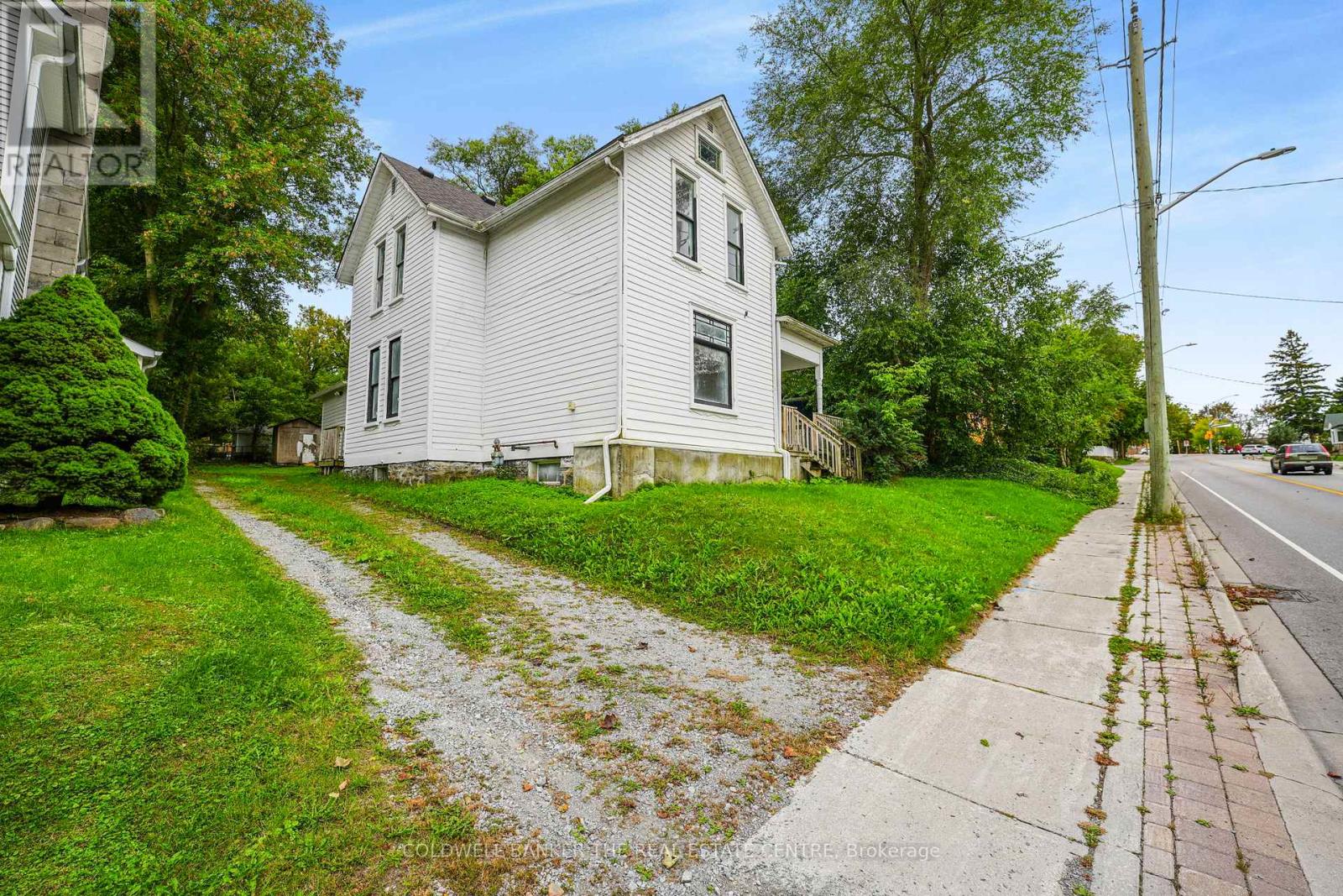 592 GORHAM STREET - 3