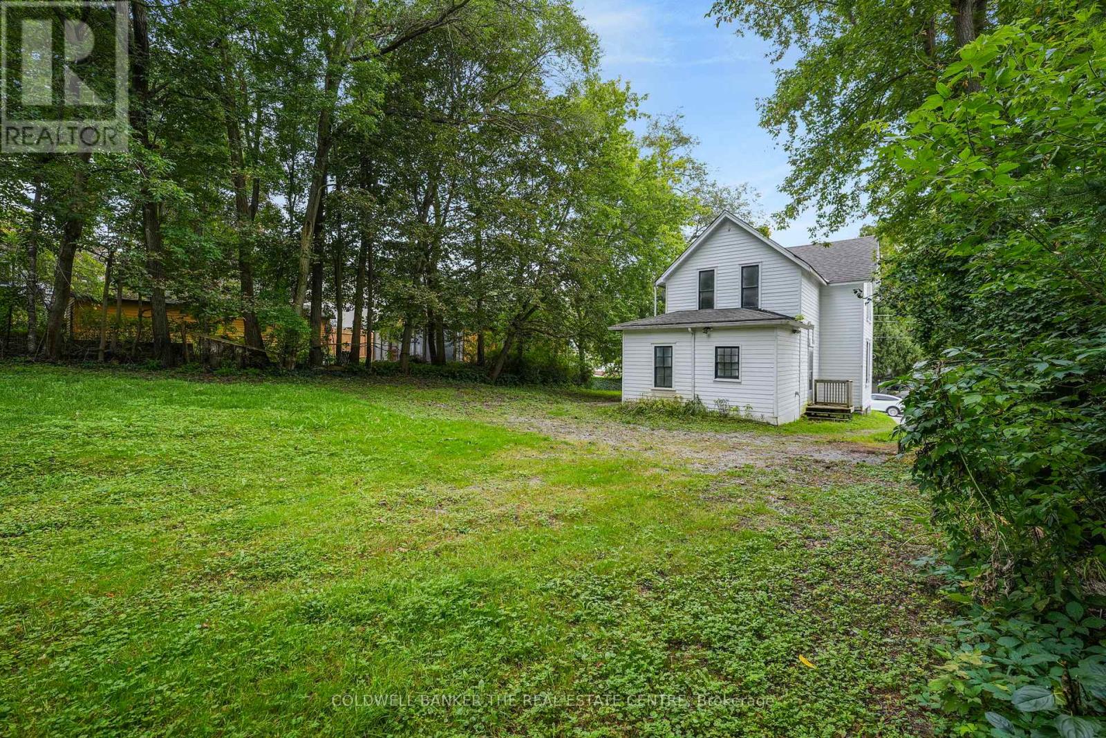 592 GORHAM STREET - 30