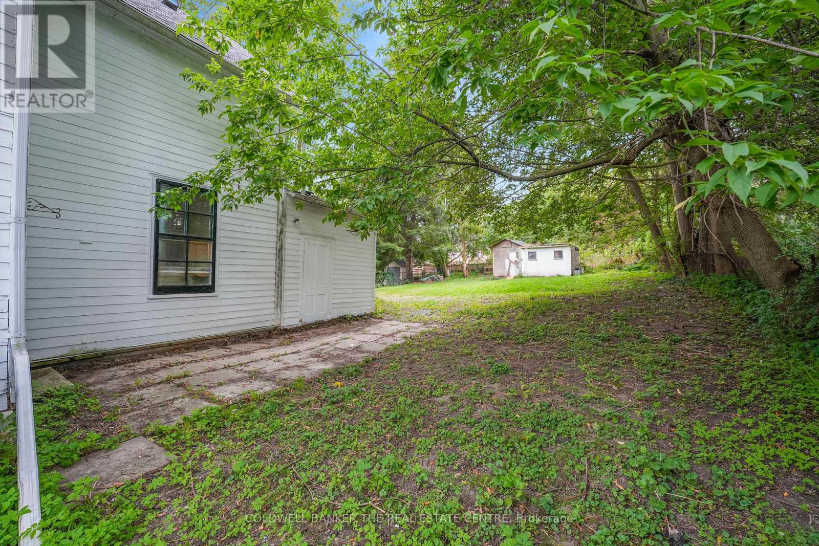 592 GORHAM STREET - 32