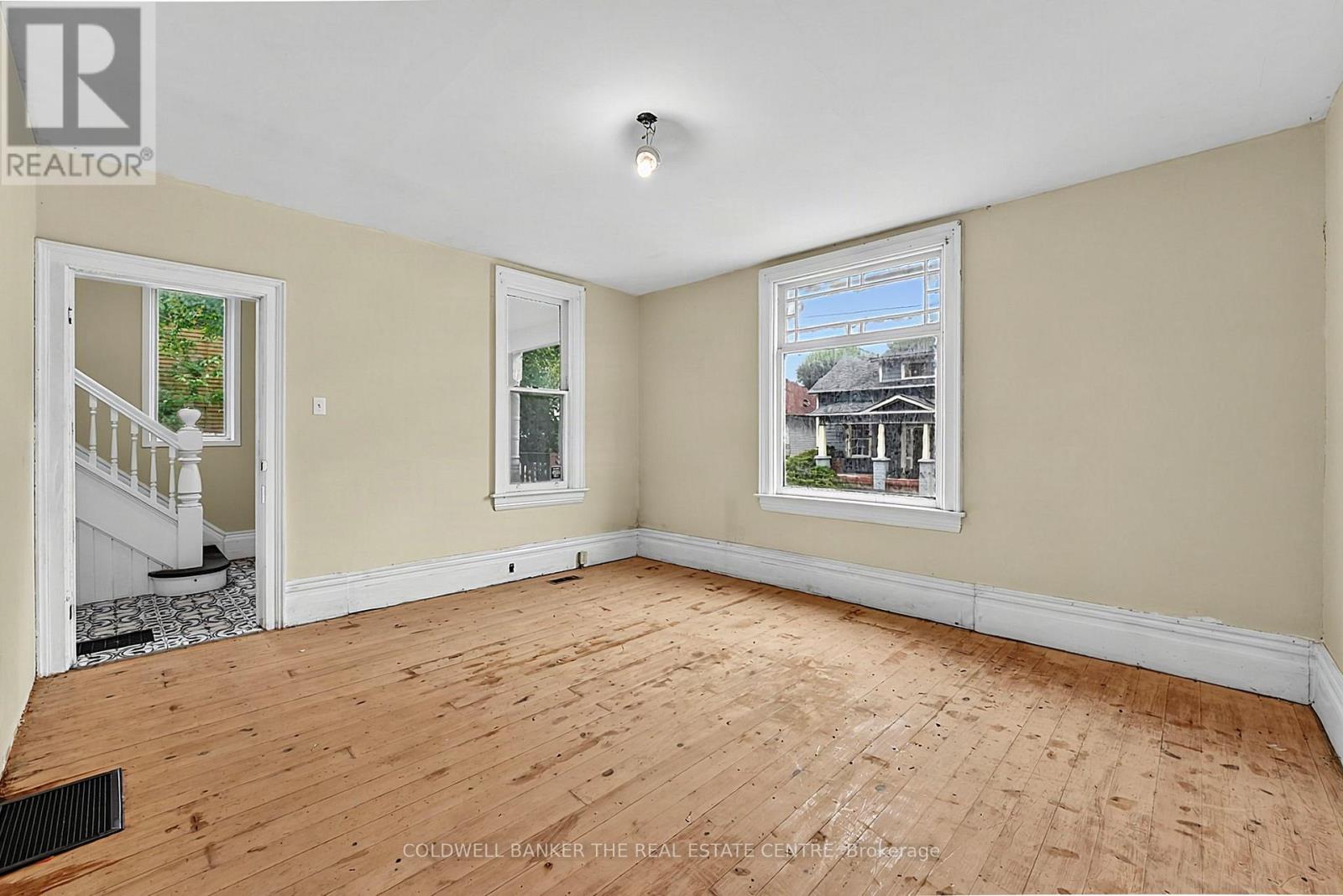 592 GORHAM STREET - 8