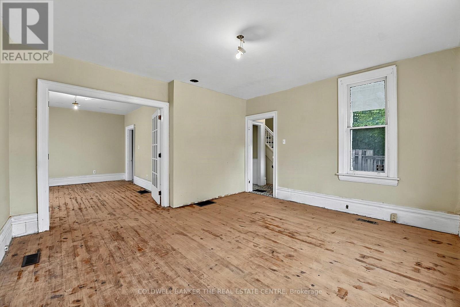 592 GORHAM STREET - 9