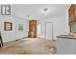 592 Gorham Street, Newmarket, ON L3Y1L3 Photo 15