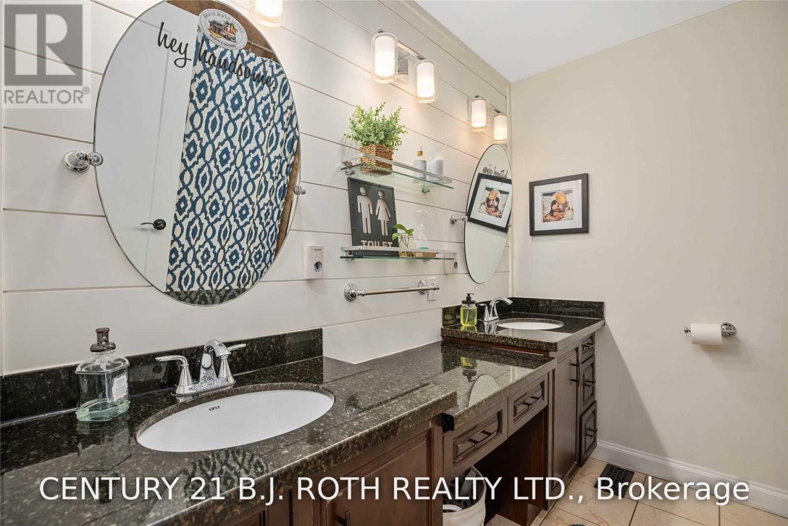 3274 LIAH LANE - Image 22