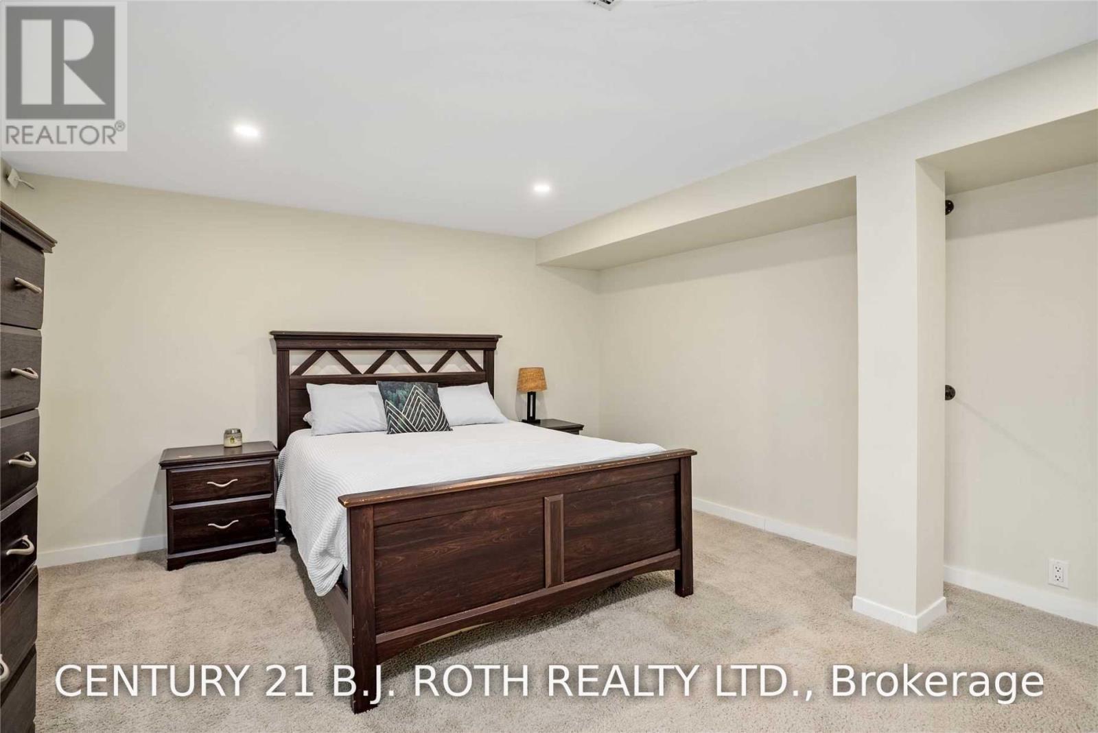 3274 LIAH LANE - Image 25