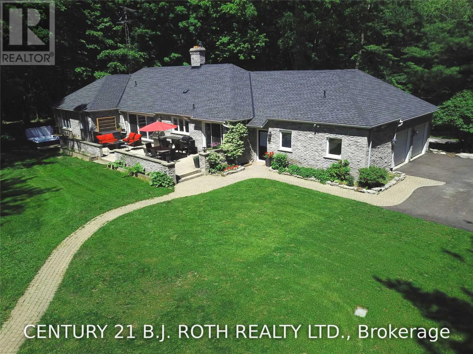 3274 LIAH LANE - Image 33